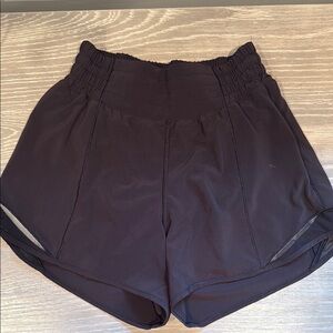 Lululemon Hotty Hot Women’s shorts, black. Size 2